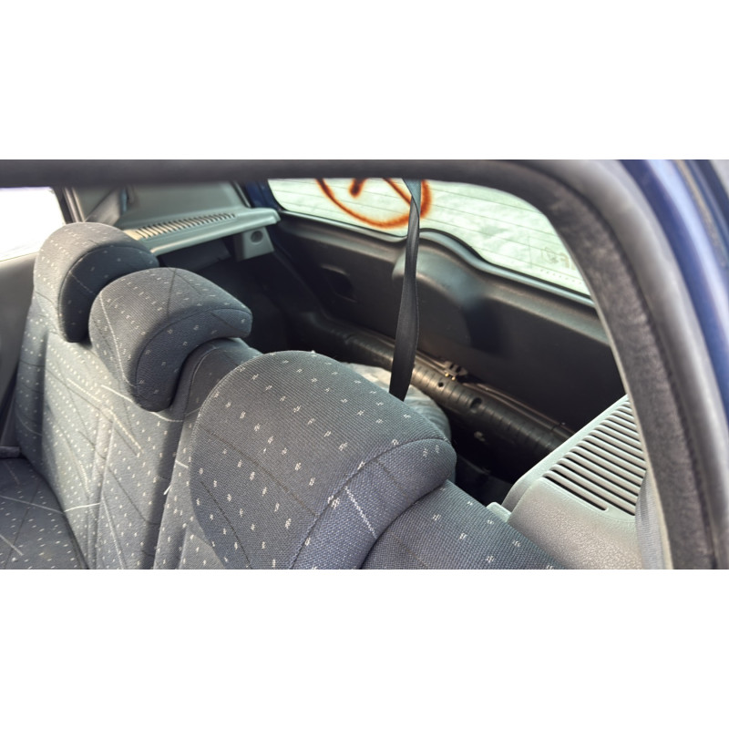 Optique avant principal droit (feux)(phare) RENAULT CLIO 2 Photo n°16