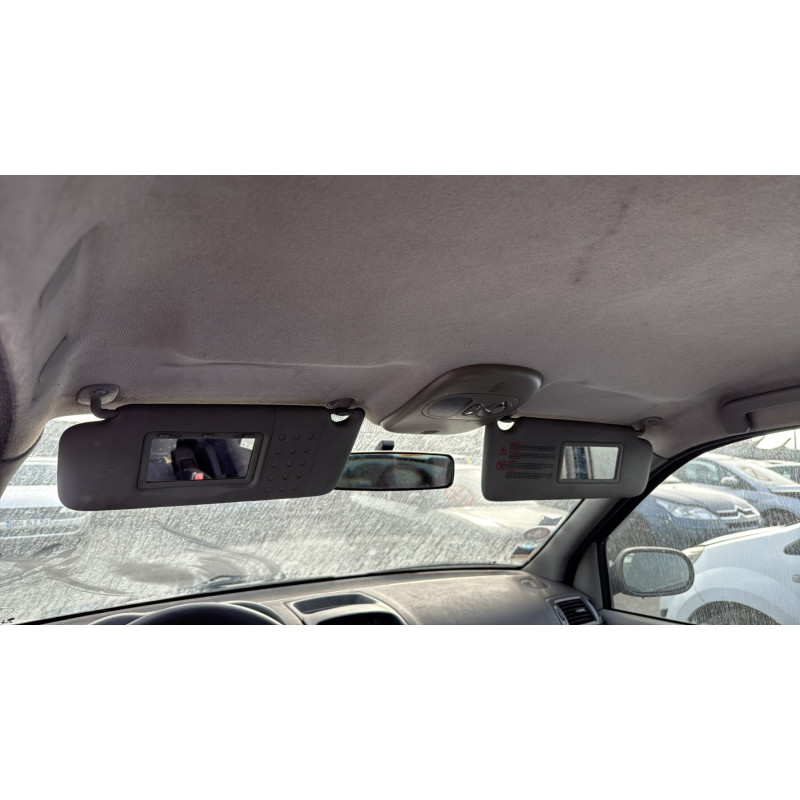 Optique avant principal droit (feux)(phare) RENAULT CLIO 2 Photo n°18