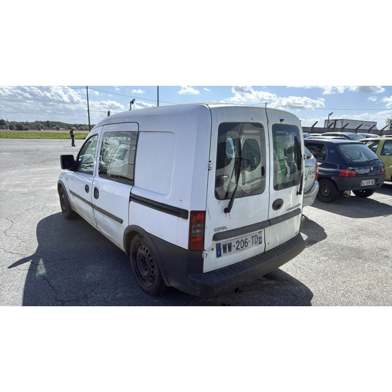 Pare choc avant OPEL COMBO C Photo n°8