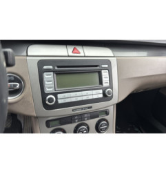 Feu arriere stop central VOLKSWAGEN PASSAT 5