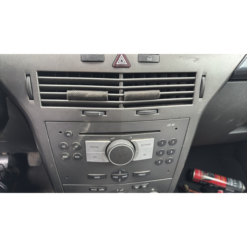 Anti brouillard droit (feux) OPEL ASTRA H Photo n°19