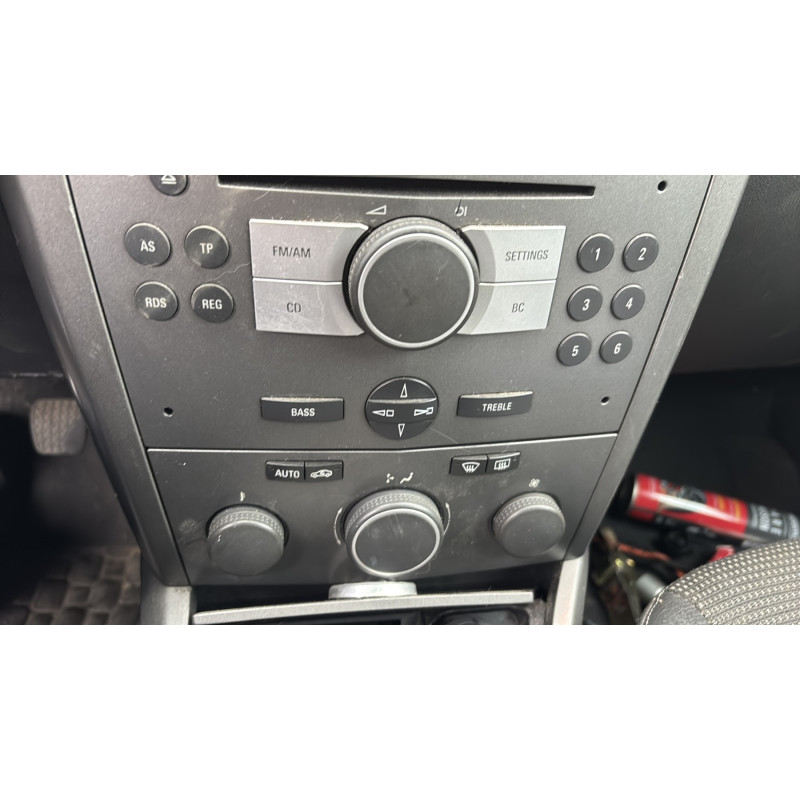 Anti brouillard droit (feux) OPEL ASTRA H Photo n°20