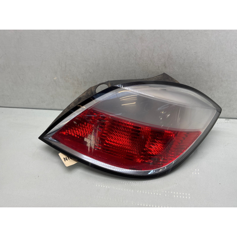 Feu arriere principal droit (feux) OPEL ASTRA H Photo n°1