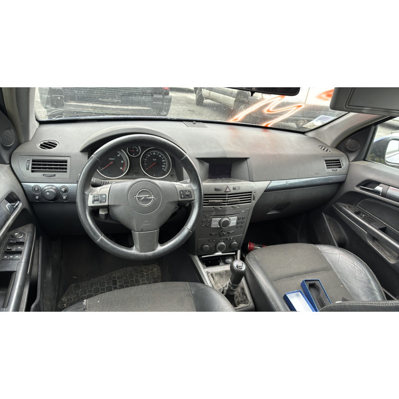 Optique avant principal droit (feux)(phare) OPEL ASTRA H Photo n°19