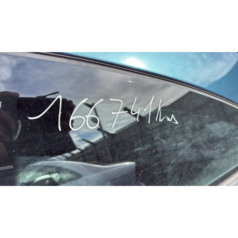 Pretensionneur de ceinture avant droit OPEL ASTRA H Photo n°16