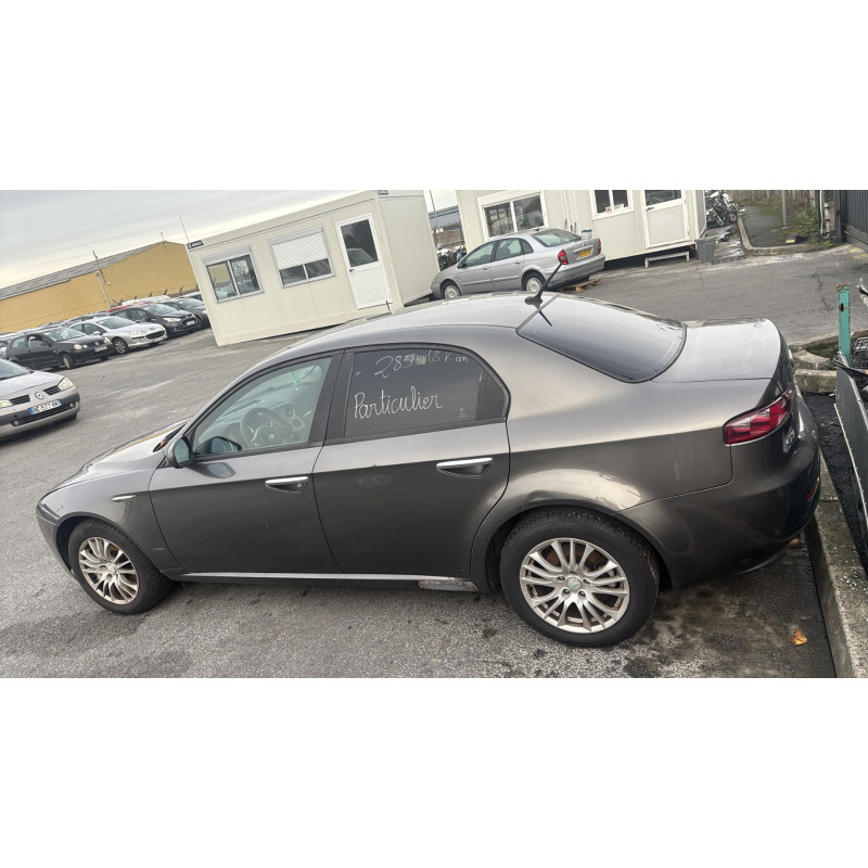 Malle/Hayon arriere ALFA ROMEO 159 Photo n°12