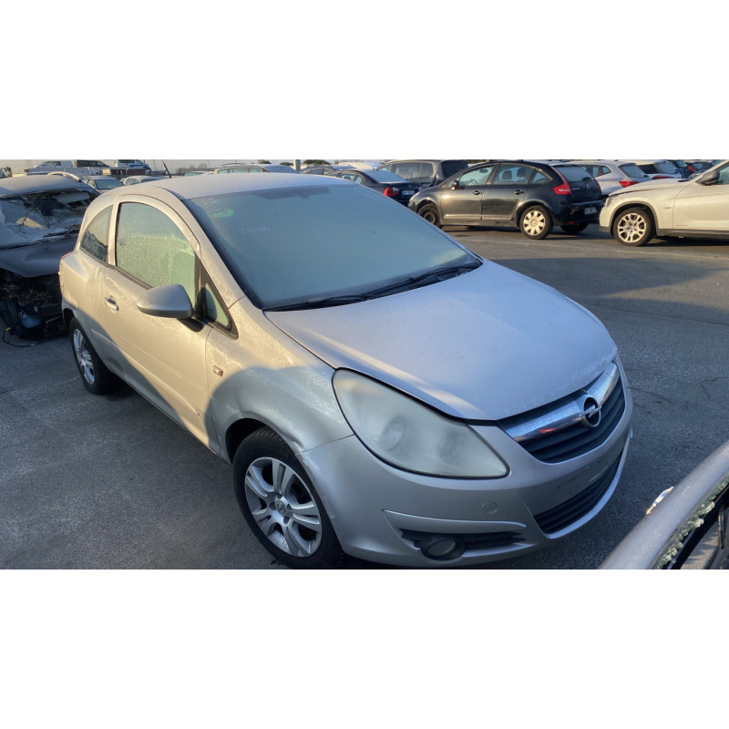 Optique avant principal droit (feux)(phare) OPEL CORSA D Photo n°10