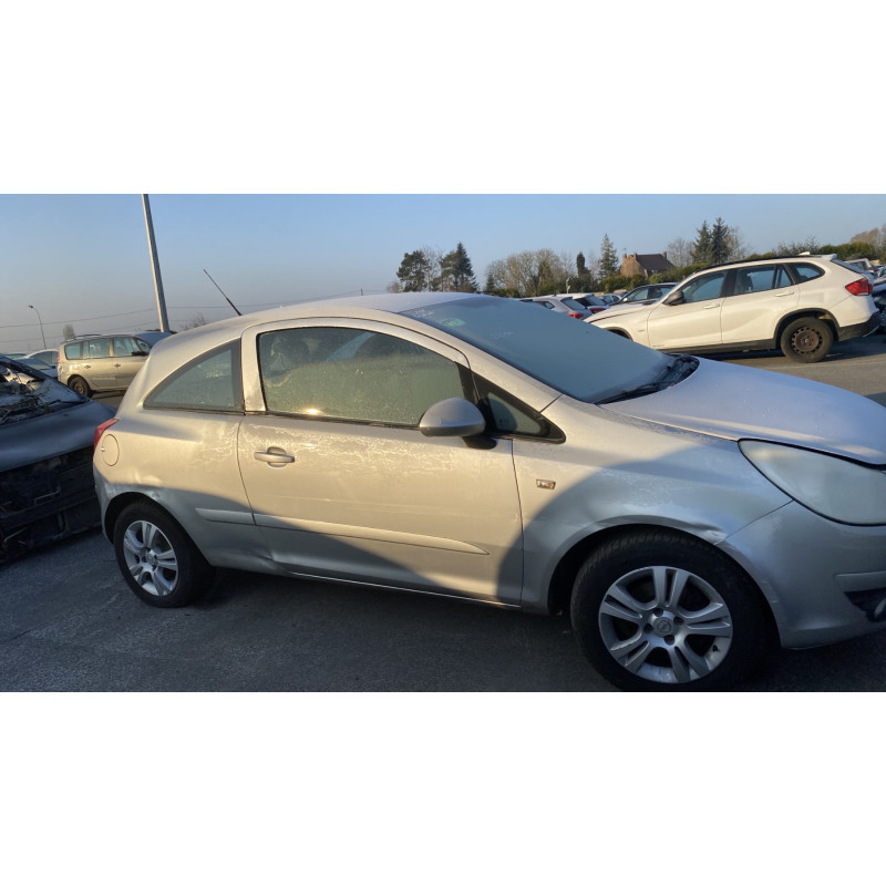 Optique avant principal droit (feux)(phare) OPEL CORSA D Photo n°15