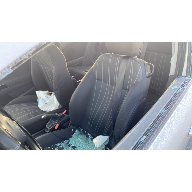 Optique avant principal droit (feux)(phare) OPEL CORSA D Photo n°19
