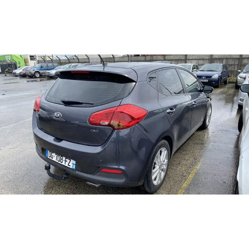 Malle/Hayon arriere KIA CEE-D 2 Photo n°8