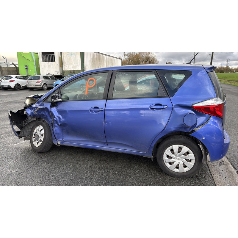 Etrier avant droit (freinage) TOYOTA VERSO-S Photo n°9