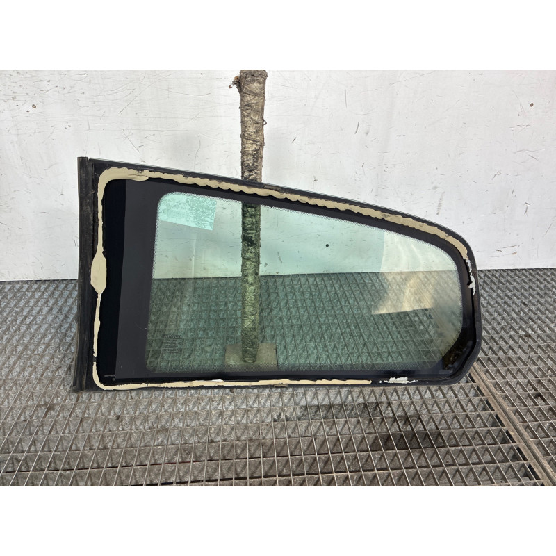 Custode arriere droit FIAT GRANDE PUNTO Photo n°1