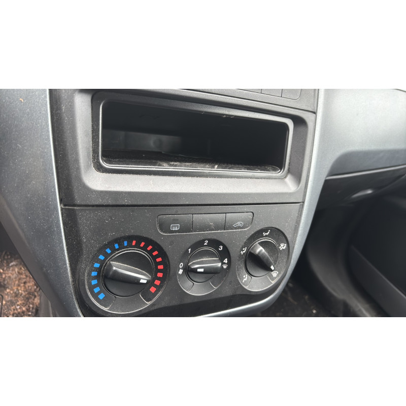 Custode arriere droit FIAT GRANDE PUNTO Photo n°20