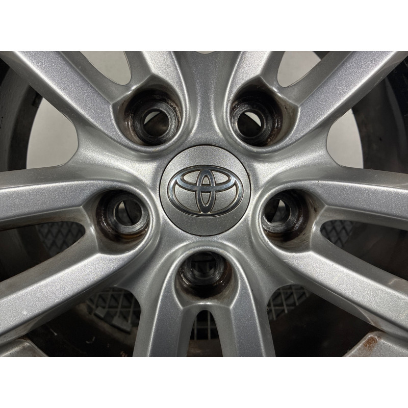 Jante TOYOTA AURIS 1 Photo n°1