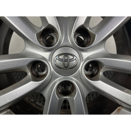 Jante TOYOTA AURIS 1 Photo n°1