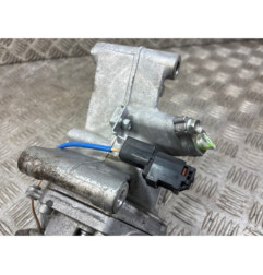 Compresseur clim MAZDA 2 3 Photo n°1