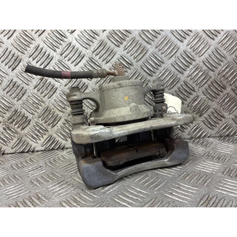 Etrier avant gauche (freinage) MAZDA 2 3 Photo n°2