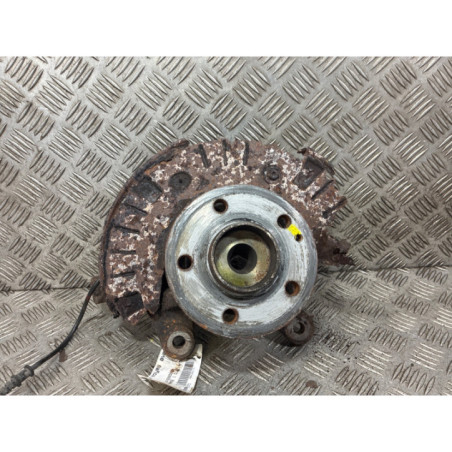 Pivot de moyeu avant droit MERCEDES VITO 639