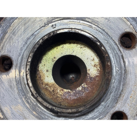 Pivot de moyeu avant gauche MERCEDES VITO 639