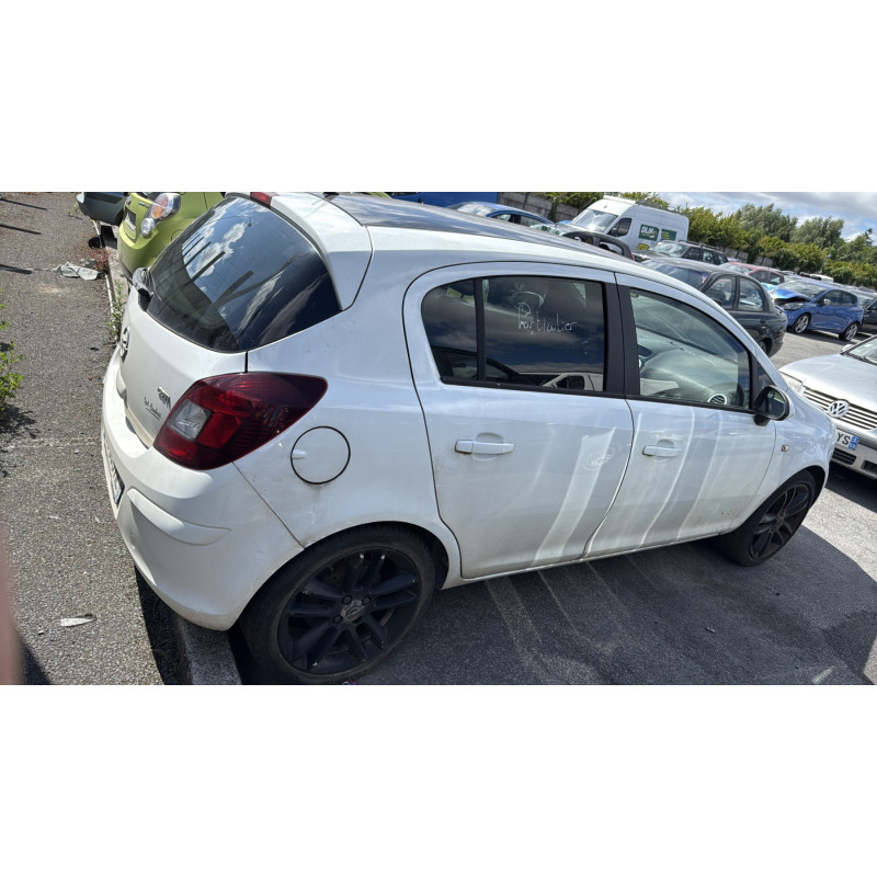 Optique avant principal gauche (feux)(phare) OPEL CORSA D Photo n°13