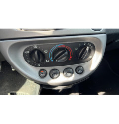 Vitre avant droit FORD KA 1