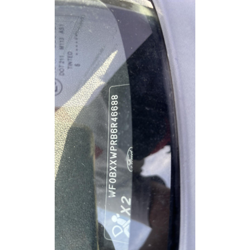 Vitre avant droit FORD KA 1 Photo n°12