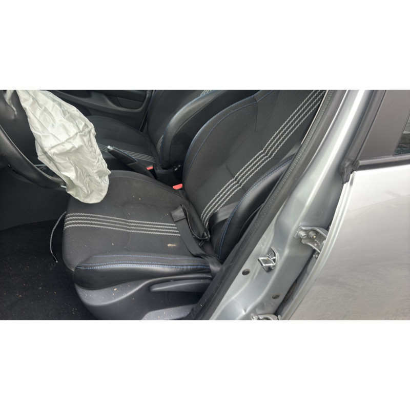 Boite a gants RENAULT CLIO 4 Photo n°18
