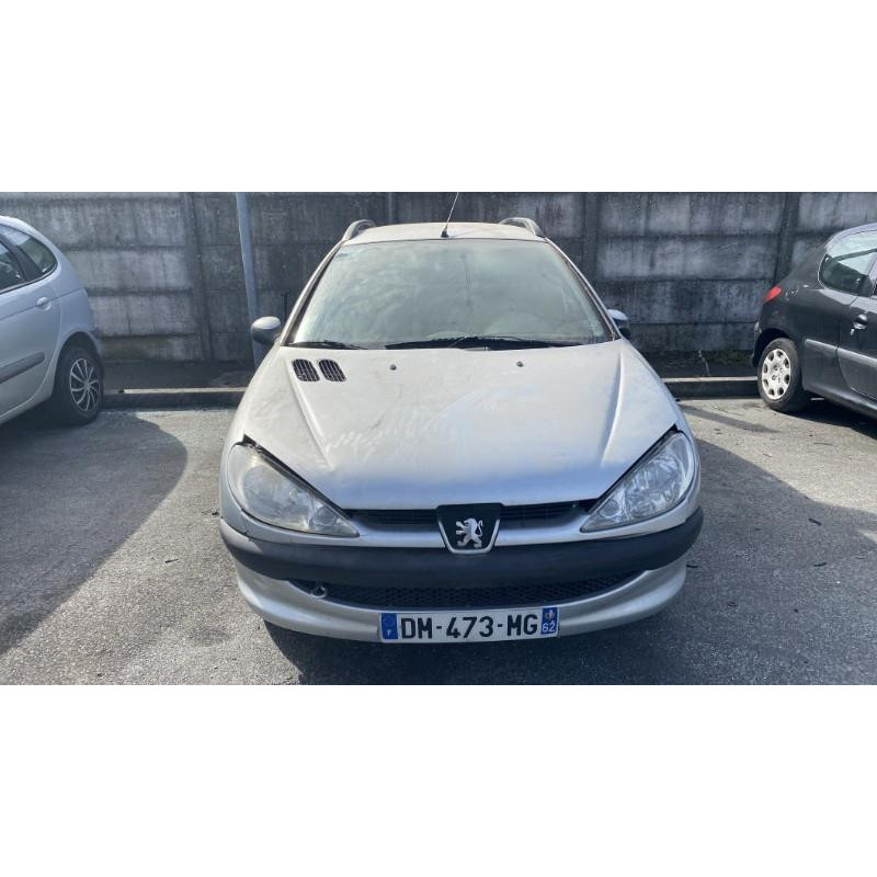 Pare boue avant gauche PEUGEOT 206 Photo n°15