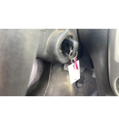 Pare boue avant gauche PEUGEOT 206