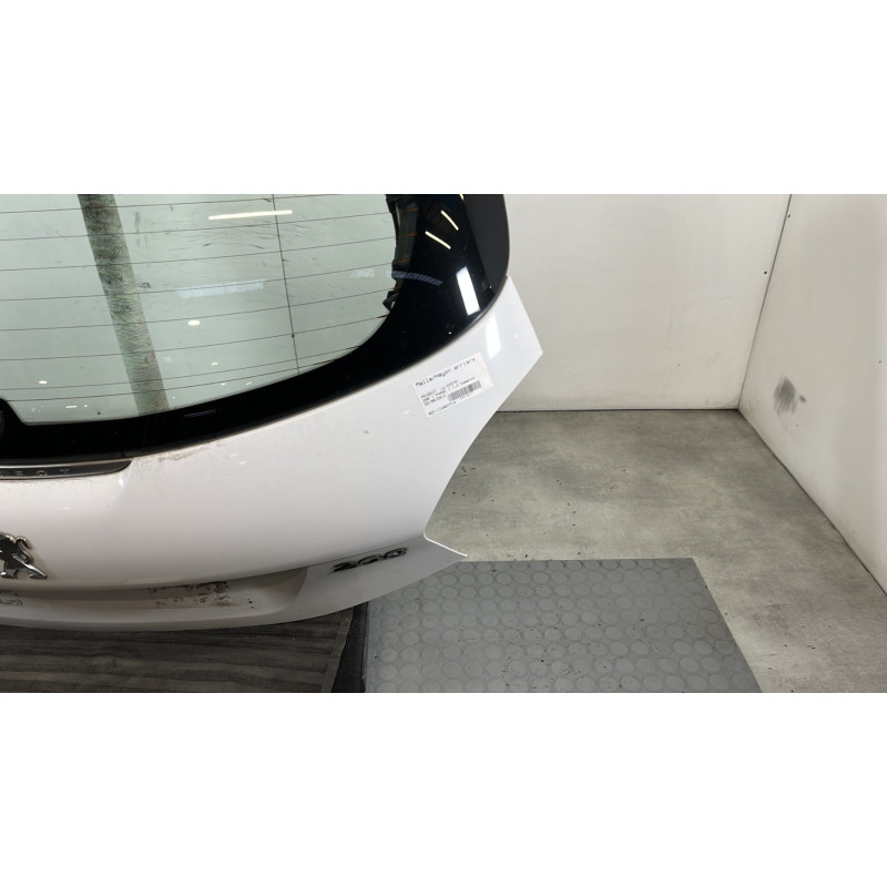 Malle/Hayon arriere PEUGEOT 208 1 Photo n°4