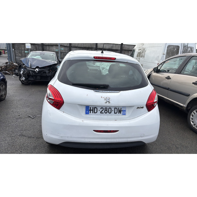 Malle/Hayon arriere PEUGEOT 208 1 Photo n°16