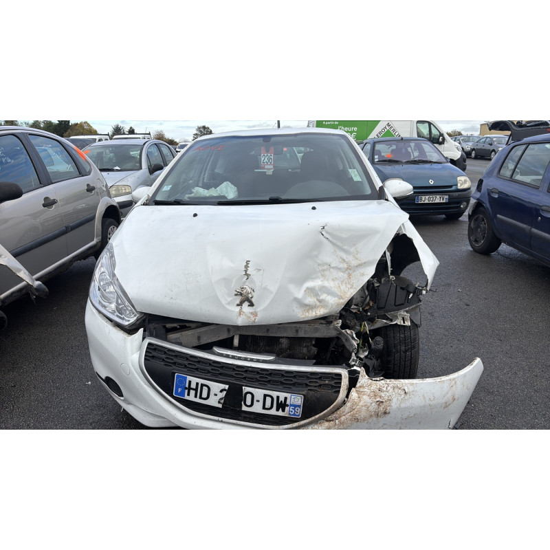 Malle/Hayon arriere PEUGEOT 208 1 Photo n°19