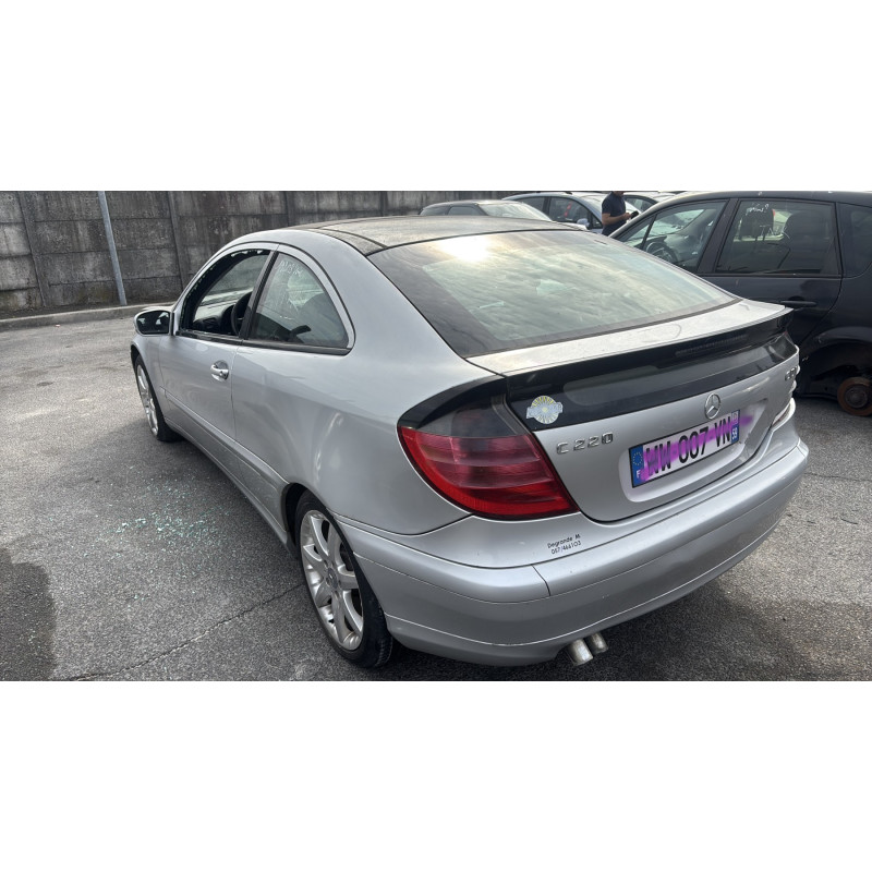 Aile avant droit MERCEDES CLASSE C 203 COUPE SPORT Photo n°10