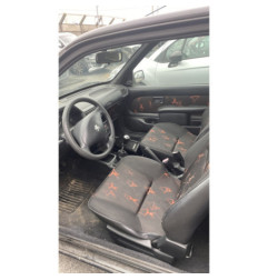Pare choc avant PEUGEOT 106