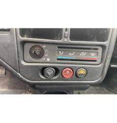 Pare choc avant PEUGEOT 106