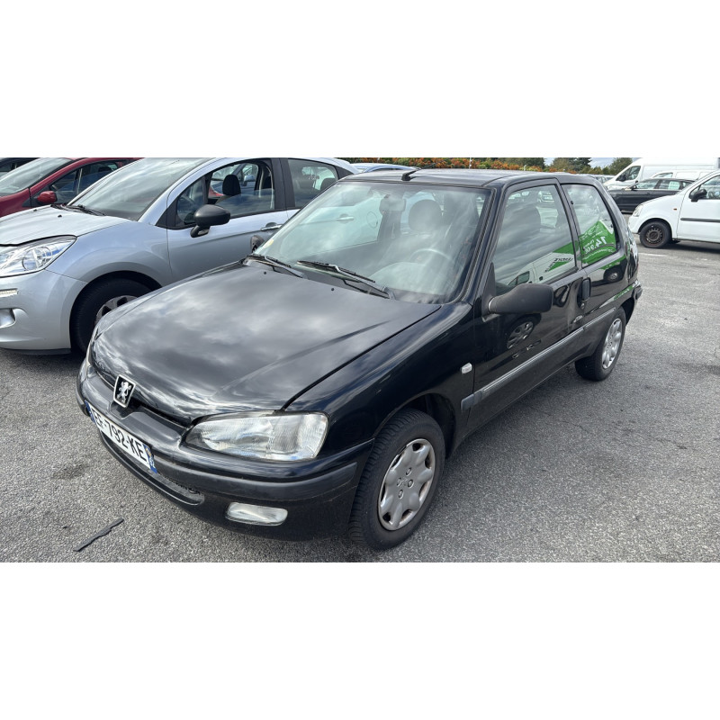 Pare choc avant PEUGEOT 106 Photo n°11