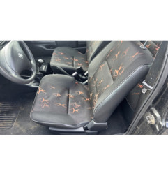Pare choc avant PEUGEOT 106