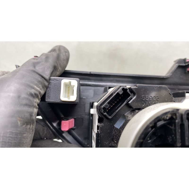 Commande chauffage TOYOTA YARIS 3 Photo n°9
