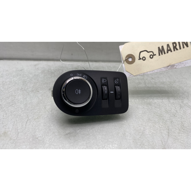 Commande de phare OPEL CORSA E Photo n°1