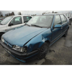 Vitre arriere gauche RENAULT R19