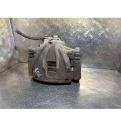 Etrier avant droit (freinage) TOYOTA COROLLA VERSO 2