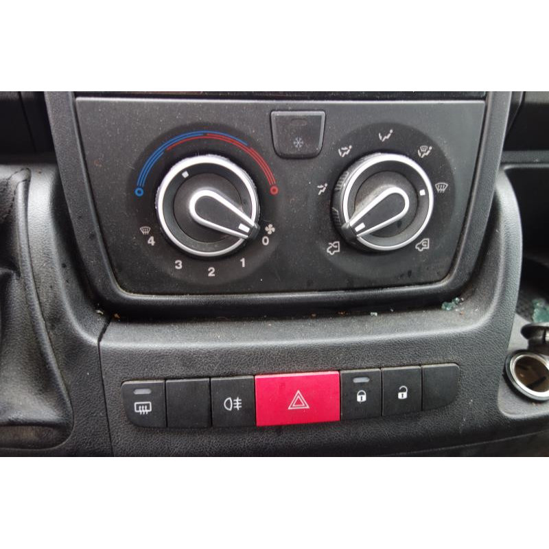 Etrier arriere droit (freinage) CITROEN JUMPER 3 Photo n°10