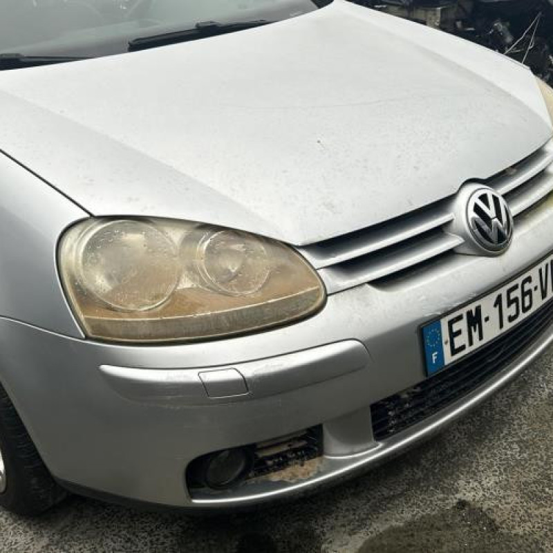 Feu arriere secondaire gauche (feux) VOLKSWAGEN GOLF 5 Photo n°5