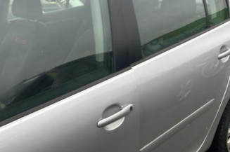 Feu arriere secondaire gauche (feux) VOLKSWAGEN GOLF 5