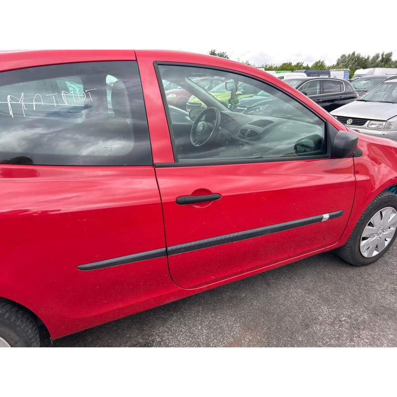 RENAULT CLIO 3 PHASE 2 1.5 DCI - 8V TURBO Photo n°4