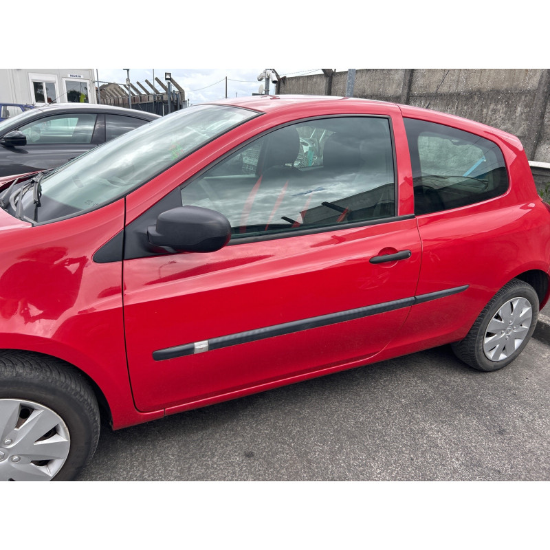 RENAULT CLIO 3 PHASE 2 1.5 DCI - 8V TURBO Photo n°7