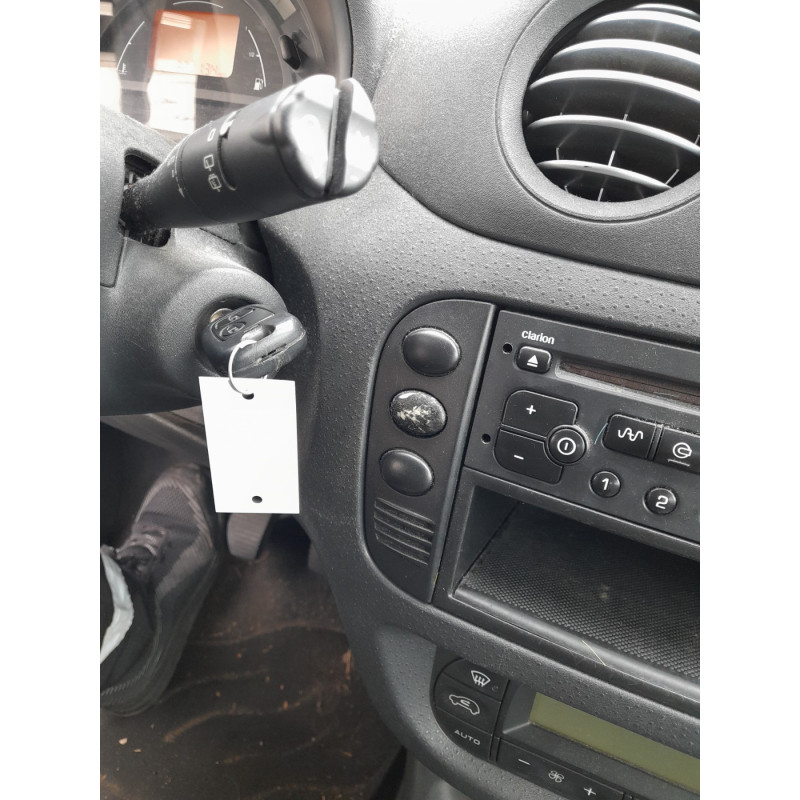 Com (Bloc Contacteur Tournant+Commodo Essuie Glace+Commodo Phare) CITROEN C2 Photo n°18