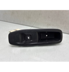 Interrupteur de leve vitre avant droit PEUGEOT 208 1
