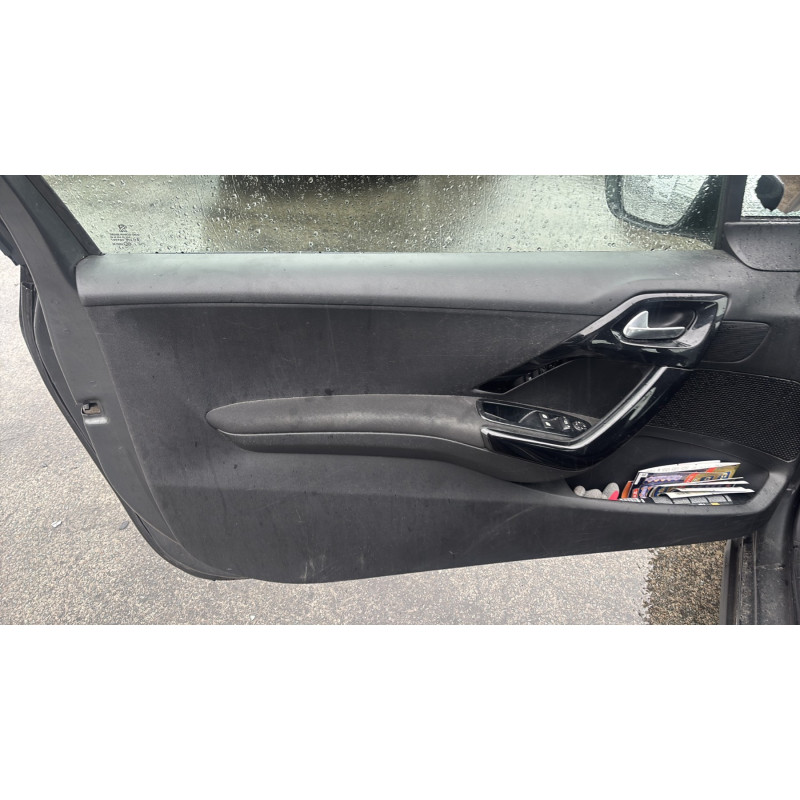 Interrupteur de leve vitre avant droit PEUGEOT 208 1 Photo n°17