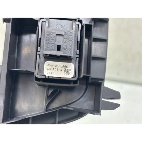 Interrupteur de leve vitre arriere droit AUDI A3 3